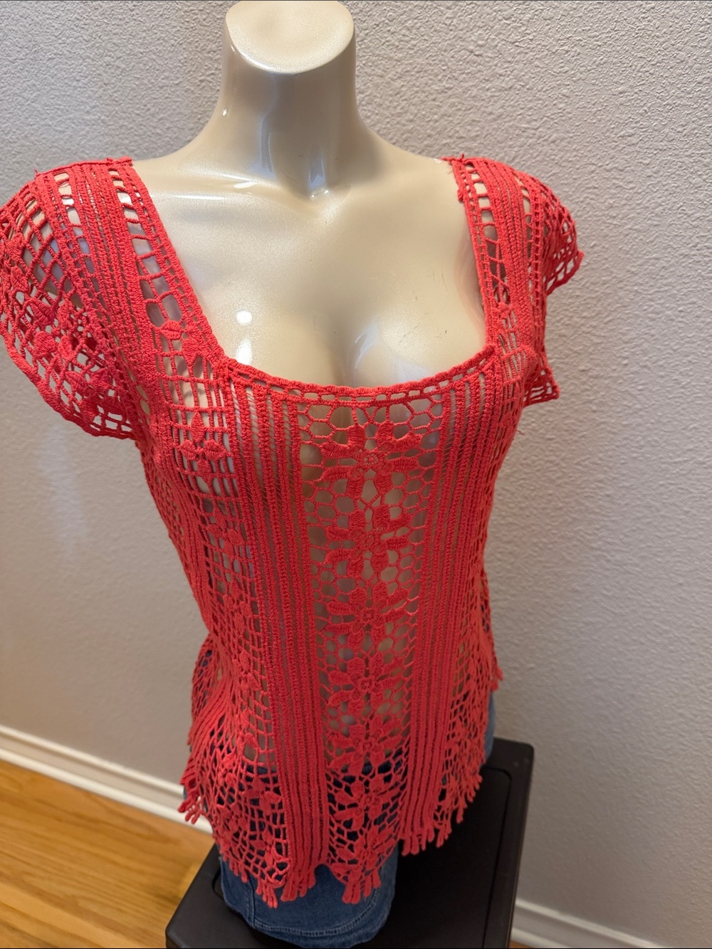 Roommates Coral Crochet Openwork Scoop Tunic